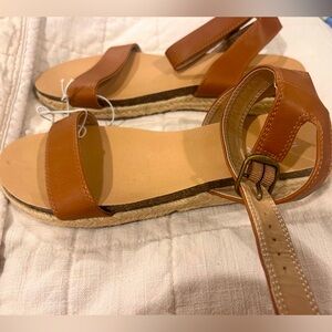 NWOT women’s Espirit espadrille sandals size 10